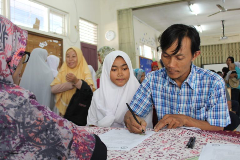 Penandatanganan MoU/Kontrak Belajar Siswa Baru SMP Utama Tahun Pelajaran 2020/2021